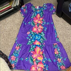 Vintage 70s Hawaiian print maxi dress